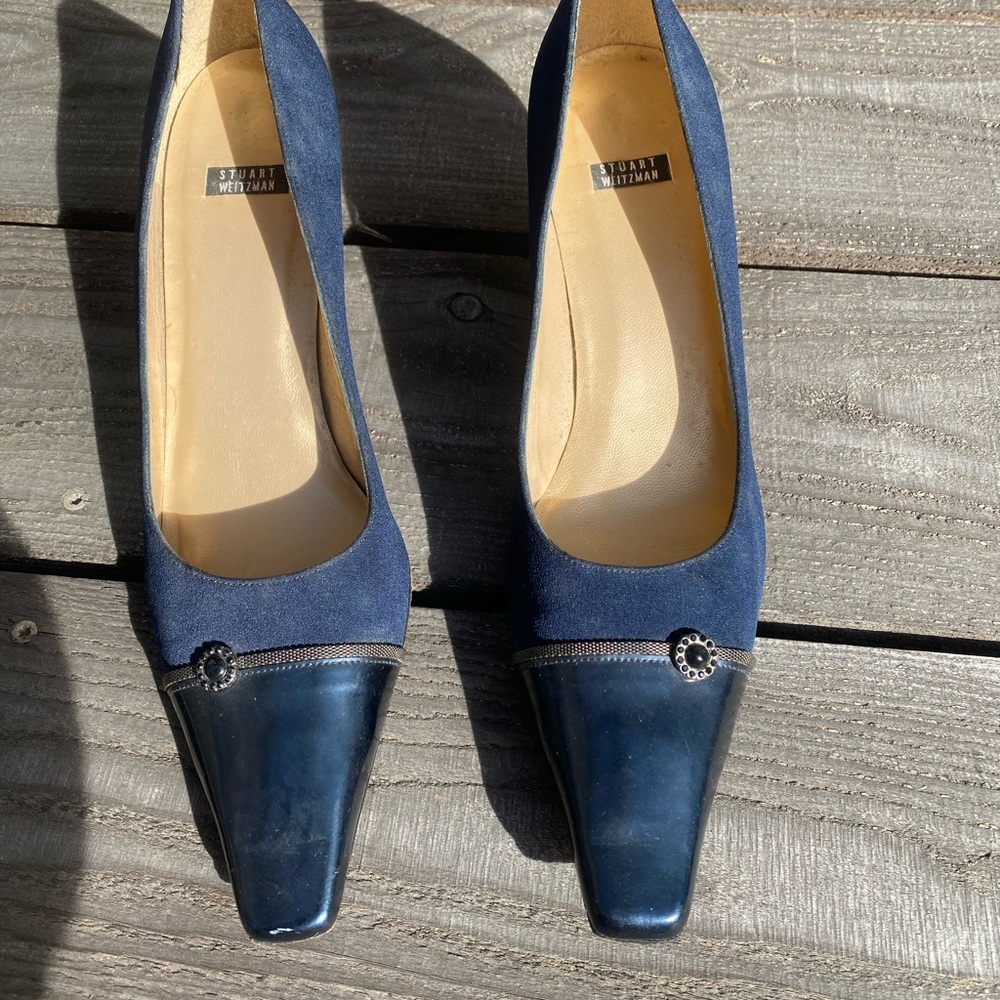Stuart weitzman navy pumps 9.5 AA